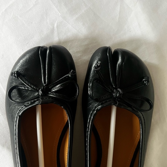 Raboesy Tabi Flats - Picture 3 of 10